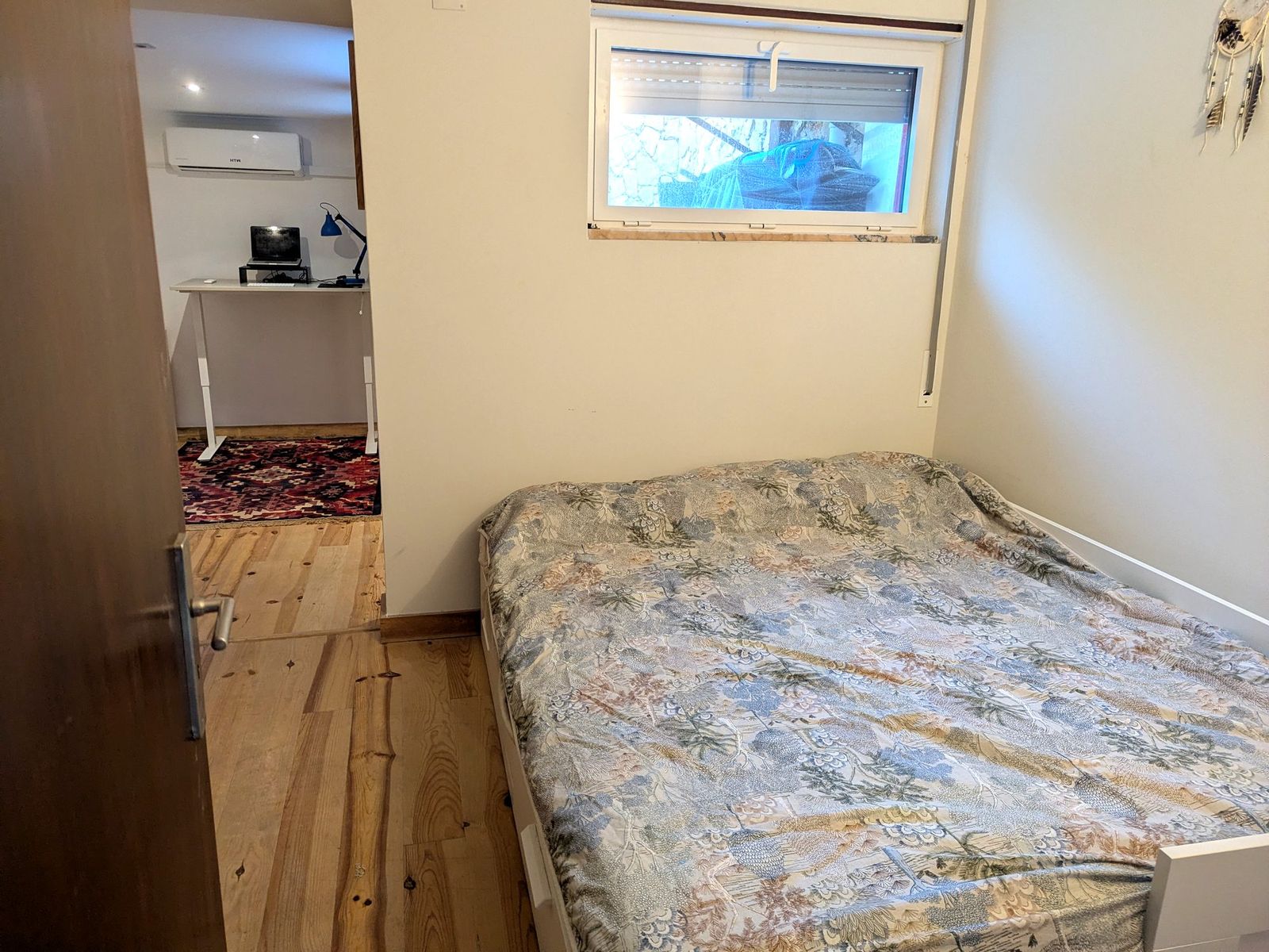 Second bedroom with the daybed opened out to a double.